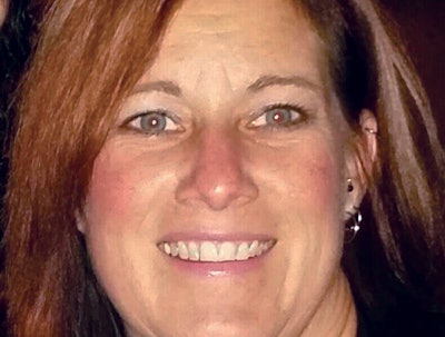 Lorraine headshot_preview