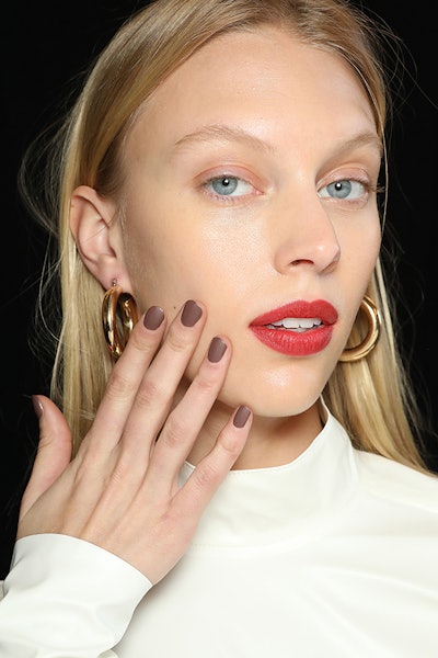 Zoya_Nail_Polish_0C5A1803_Colovos (1)