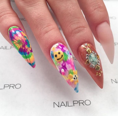 festival nail art