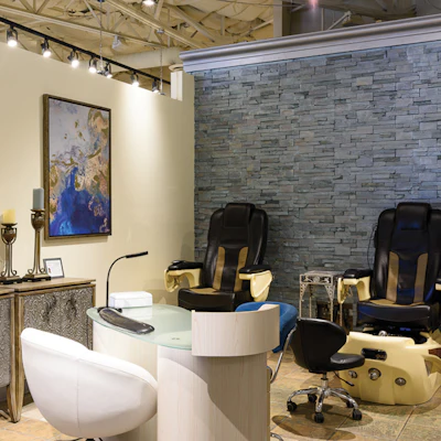the-hills-mani-pedi