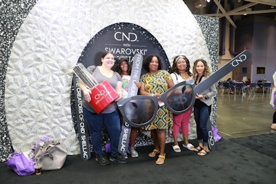 NAILPRO Sac CND Booth