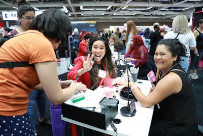 NAILPRO Sac Kupa Demo