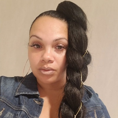 Felicia-Bullen-nails