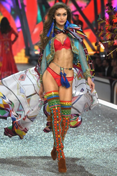 victorias-secret-gigi-hadid