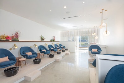 Paloma-Salon