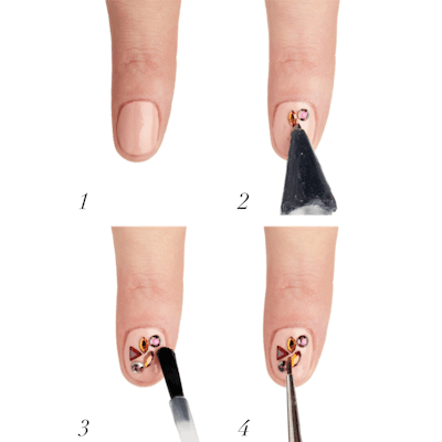 Swarovski-Crystalpixie-nails