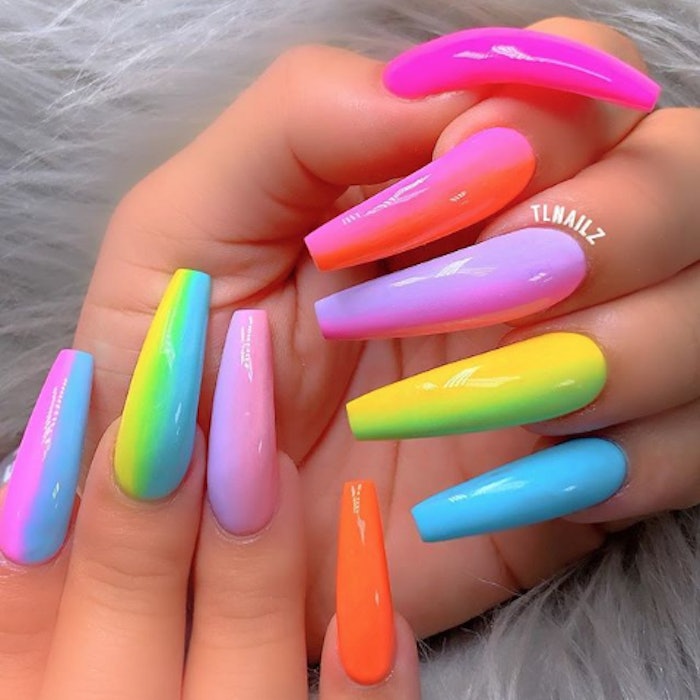 Tina-Lee-artist rainbow-nail-art