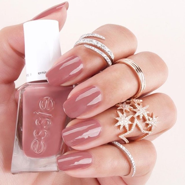 essie-gel-couture