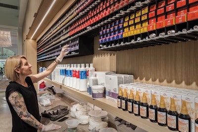 Victoria Thurman Hall Wella