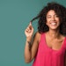EthnicWomanCurlyTwistingHair850x425