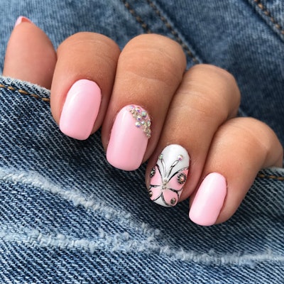 Marta-Goreczna-nails