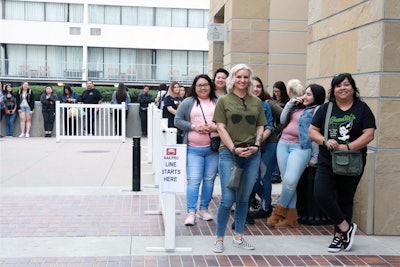 NAILPRO-Pasadena-show-line