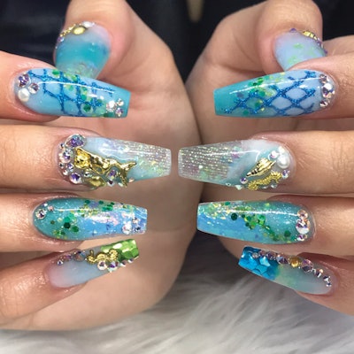 Jade-Tang_nails