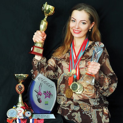 Anastasiia-Morozova-Nails