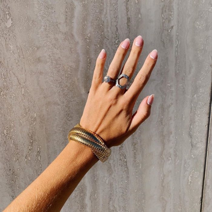 Betina-Goldstein-nails-Rosie