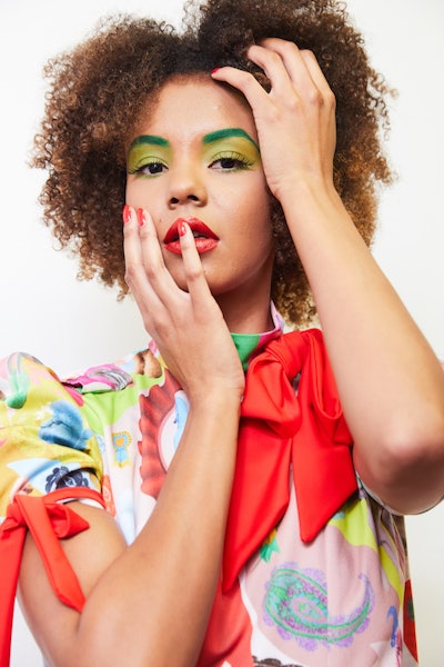 CND X PAM HOGG SS20 CND VINYLUX ROUGE RED