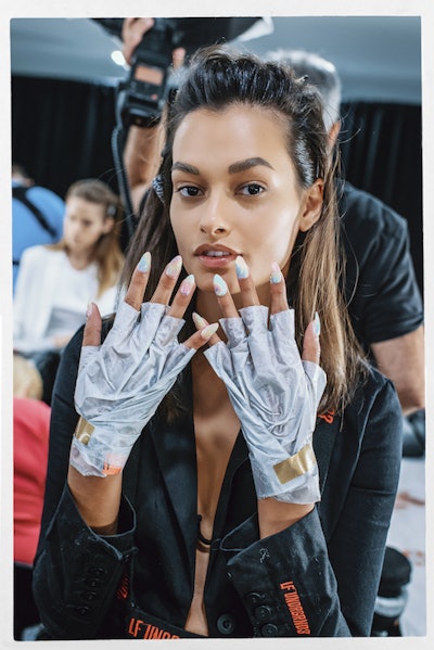 Christian-COWAN_VOESH-NYFW-nails