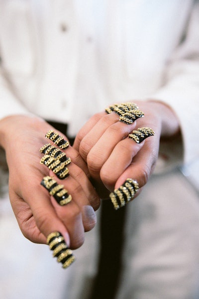 OPI-Black-Onyx-Moshino