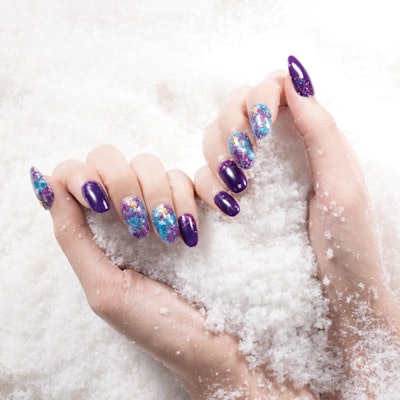 purple-holiday-nails