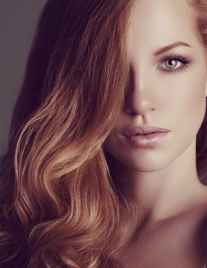 Model Redhead