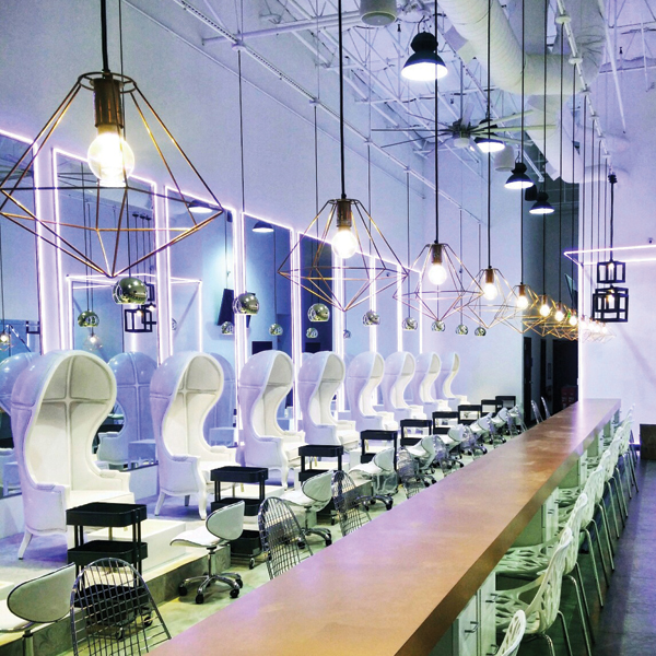 black-file-nails-fountain-valley