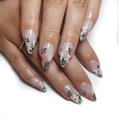 Sammi Griffin -@sammimay.beauty