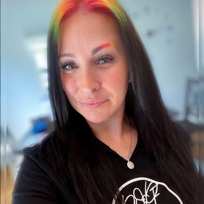 Jess Rowland Headshot