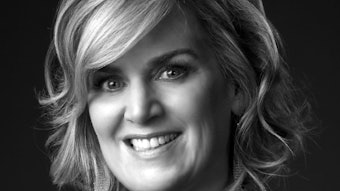 Leslie Marino Headshot