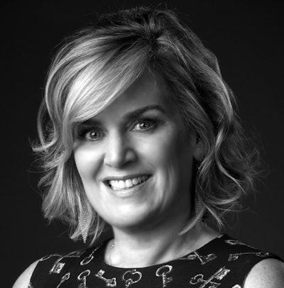 Leslie Marino Headshot