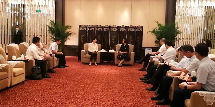 Government officials of Jiangxi Province applaud Huabao for its investment in the area.