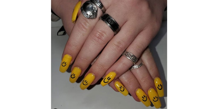 Smiley Face Gel Set, by Jaime Mahler, @nails_by_jaimelynn on Instagram