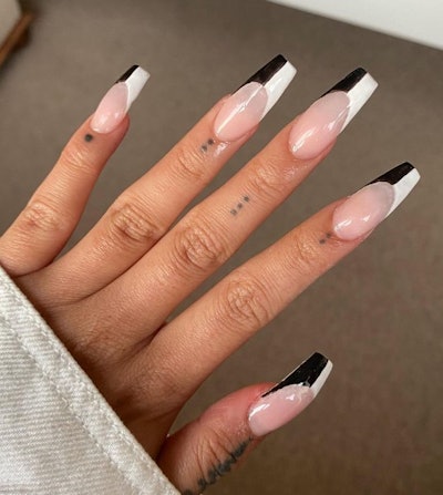 Nails by Faye Wong, @_byfayex on Instagram