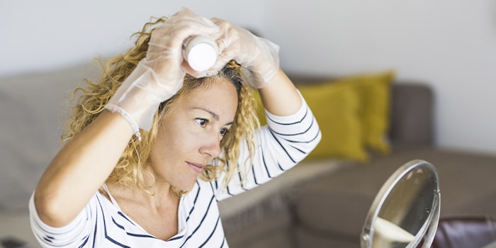 The survey shows that 32% of women will continue to dye their hair exclusively at home in 2021.