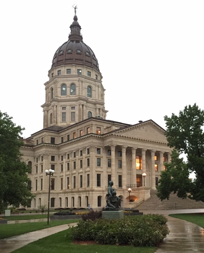 Kansas_Statehouse_2015