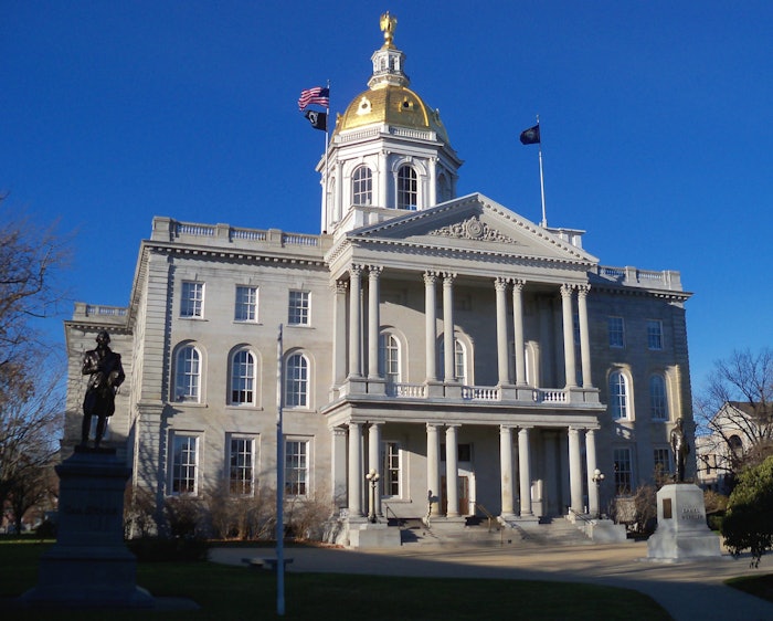 New_Hampshire_State_House_5