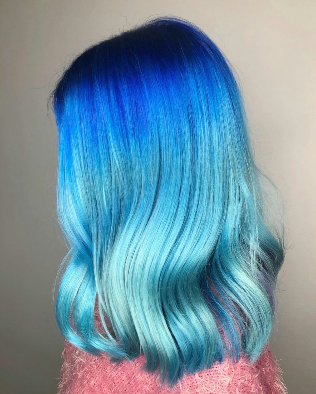 mint blue hair