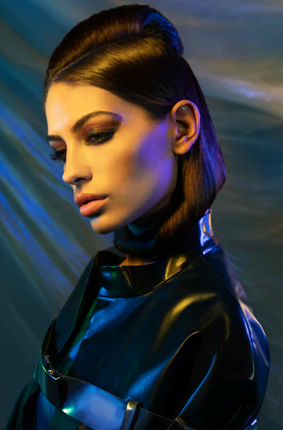 Hair: Mikel Luzea @mikelluzea; Make up: Alicia Najera; Styling: Eunnis Mesa @eunnismesa; Products: Revlon Professional @revlonprofessional_es