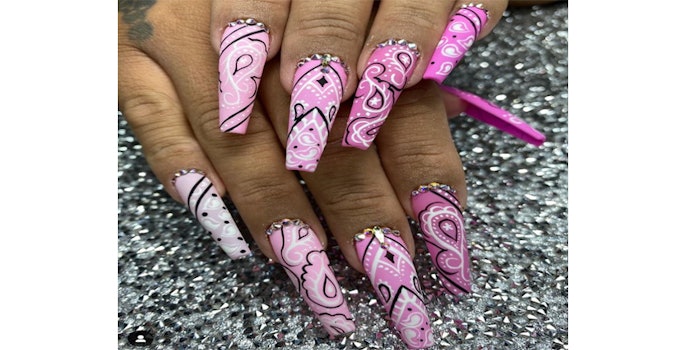 Nails by Liana Perez-Linares, @lianailedit on Instagram