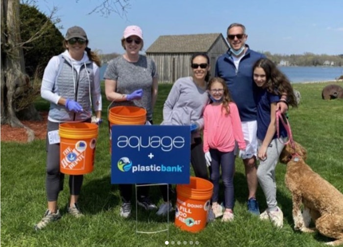 In celebration of Earth Day, Aquage participated in a Soundwaters Earth Day Beach Clean up event on Saturday, April 24th. From left to right: Mary Burns, Chief Marketing Officer, Beauty Quest Group Tricia Boyle, Senior Marketing Manager – Aquage Allie Berger, Director of Marketing – Rusk Allie’s family – husband Jeremy, daughters Dylan and Ava, and Piper (their puppy)