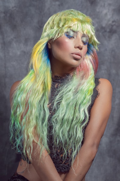 Hair: Jose Urrutia @pjurrutia Hair assistant: Belén Naranjo @belhair_make_up, Karmen Ramírez @argiakaian1983, Alazne González @alaznegh Retouching: Javier Villalabeitia, @javiervillalabeitia Make up: Peluquería Jose urrutia, @pjurrutia Styling: Veronica Calpa Perugachi, @calpaperugachi Products: Revlon Professional, @revlonprofessional_es