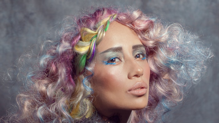 Hair: Jose Urrutia @pjurrutia Hair assistant: Belén Naranjo @belhair_make_up, Karmen Ramírez @argiakaian1983, Alazne González @alaznegh Retouching: Javier Villalabeitia, @javiervillalabeitia Make up: Peluquería Jose urrutia, @pjurrutia Styling: Veronica Calpa Perugachi, @calpaperugachi Products: Revlon Professional, @revlonprofessional_es