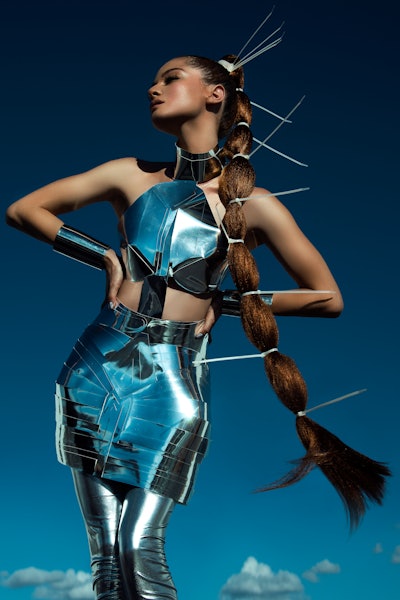 Hair: Ivan Rodríguez @ivanrohair Make up: Thessa Peralta & Greg del Toro @thessaperalta_mua Styling: Roberto de la Nuva