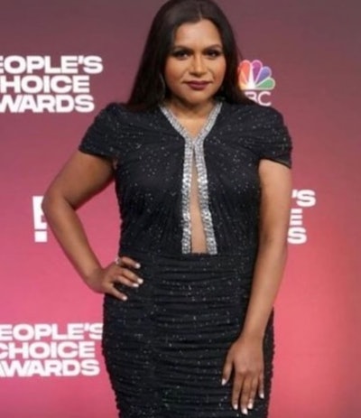 Mindy Kaling's nails by Pilar Lafargue
