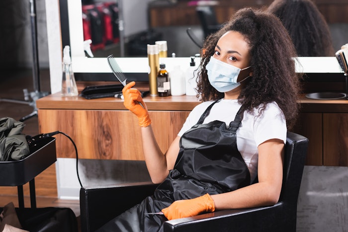 Black female hairstylist
