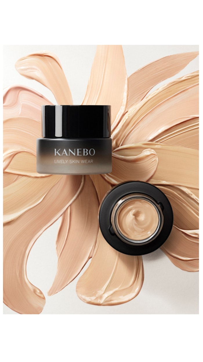 Kanebo Lively Skin Wear, to be released September 9, 2022 in Japan, aims to give the skin a revitalizing and healthy glow.