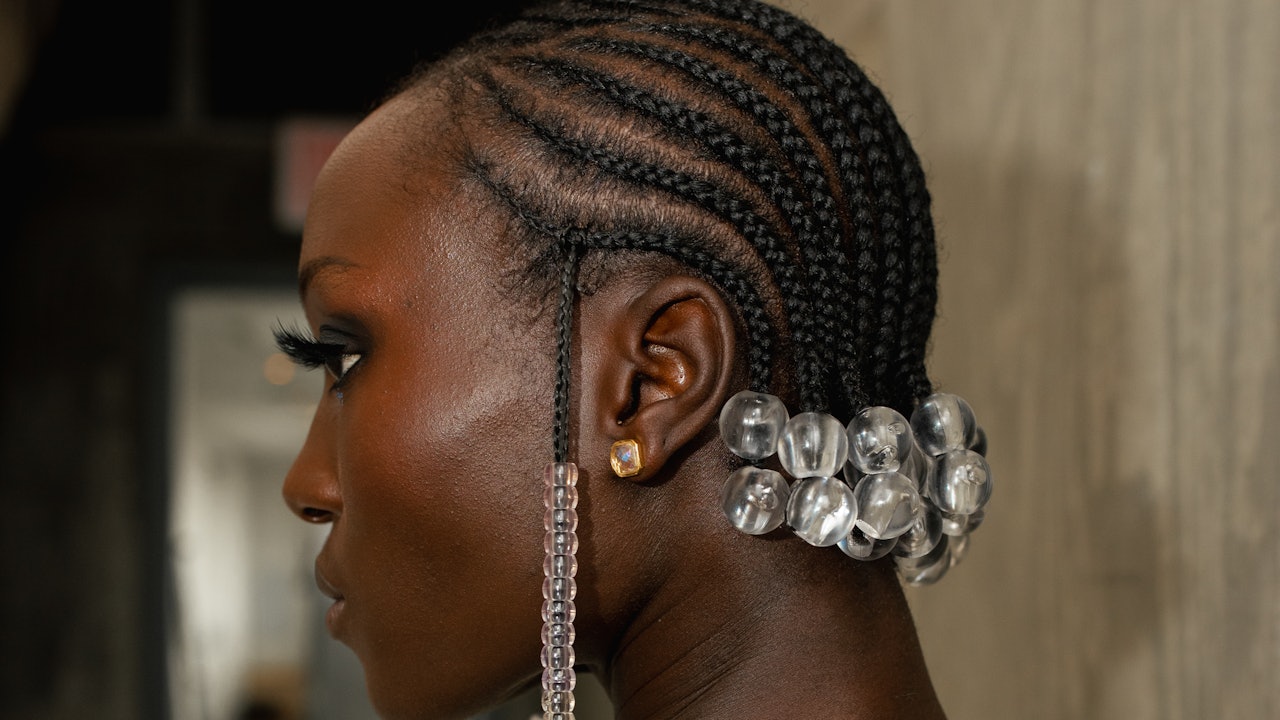 Get the Hair from New York Fashion Week: Hair: Oribe at Marrisa Wilson  Spring/Summer 2023 | Beauty Launchpad