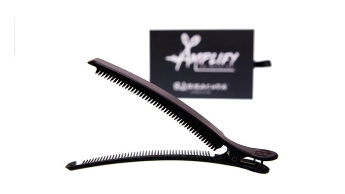 The Barracuda Comb Clip, a multi-purpose hair sectioning tool made to increase user control, speed and efficiency.