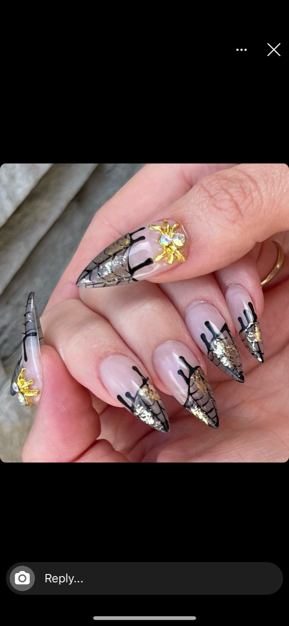 Spiderweb nail design created by @shape.with.teryn
