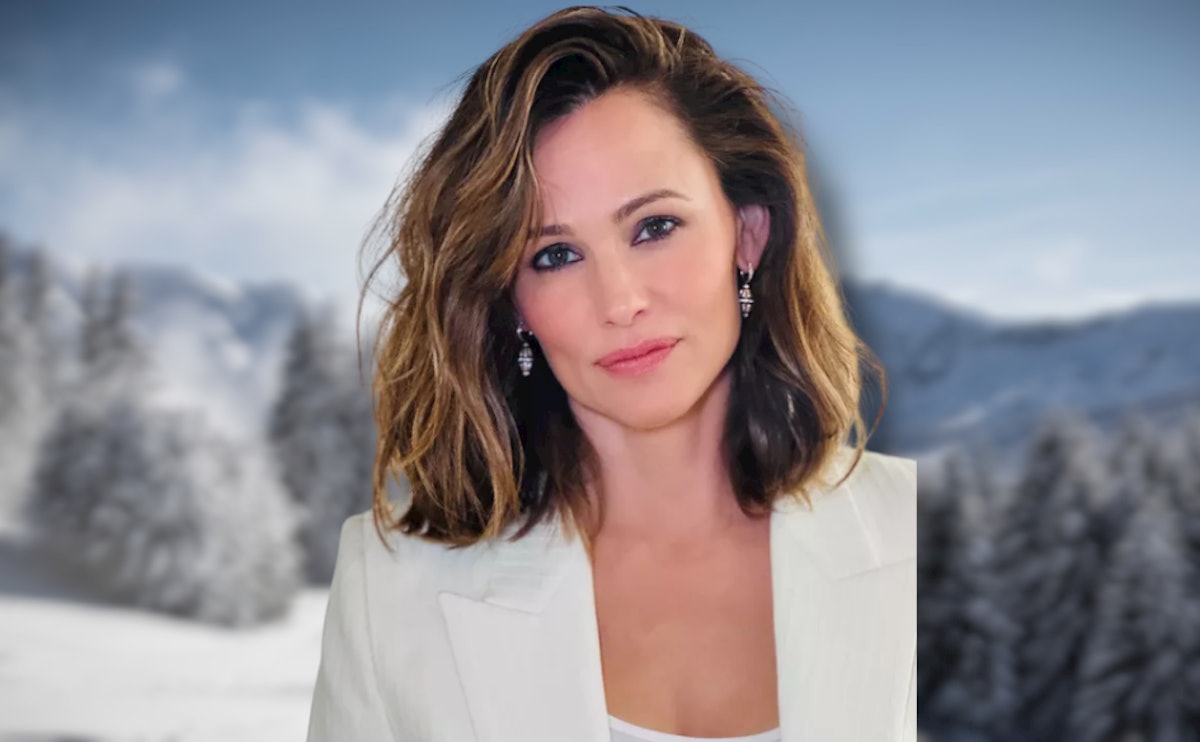 Get the HowTo Jennifer Garner's New Haircut by Adir Abergel Beauty