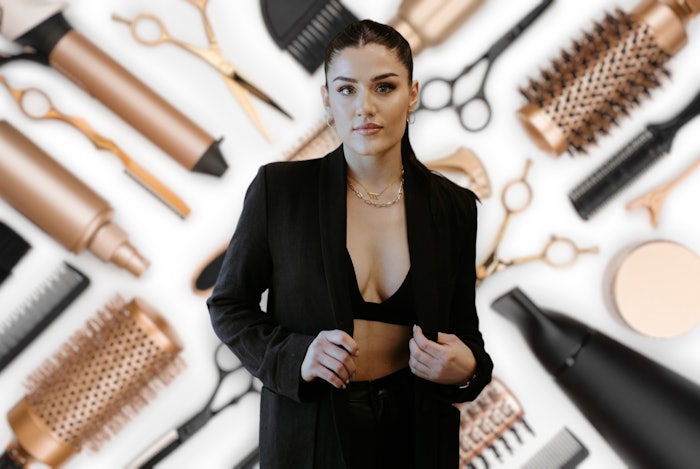 Get to know Melanie Hasson (@beachwavesandbalayage). She is a 28-year-old stylist at Beachwaves and Balayage in Staten Island, New York.